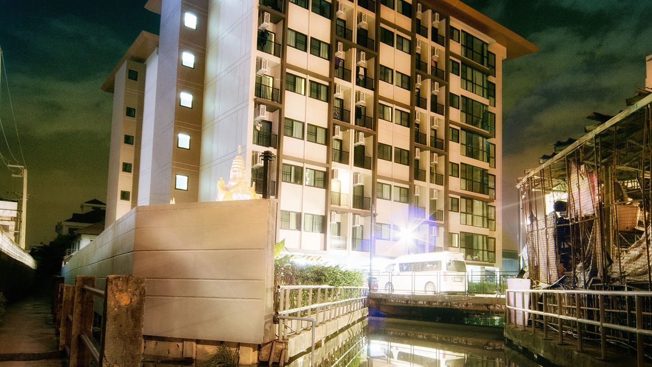 Photo of Buildings in Bang Kra So
