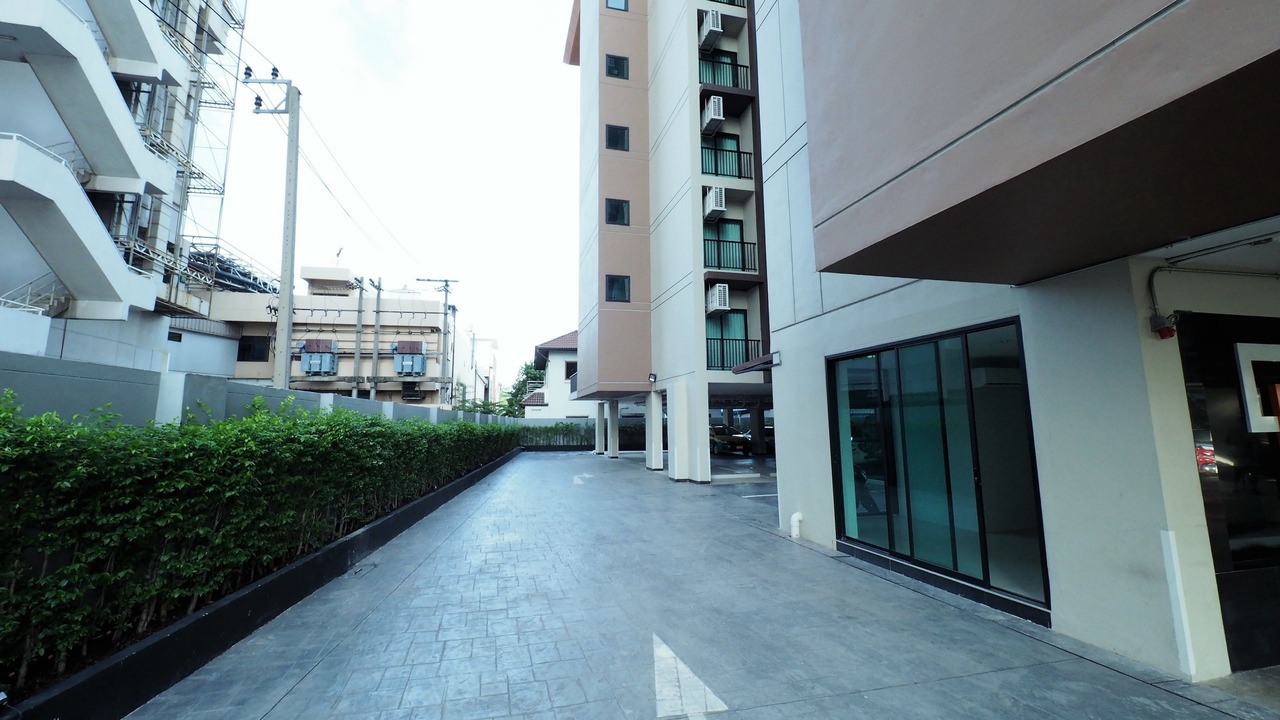 Photo of Outdoor in Bang Kra So