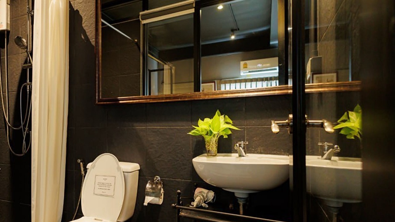 Photo of Bathroom in Suan Luang