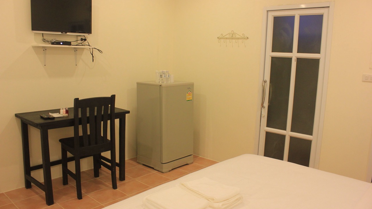 Photo of Bedroom in Tha Li