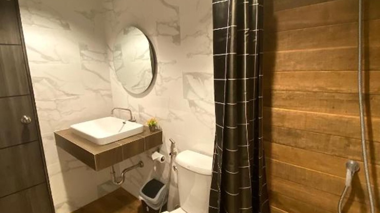 Photo of Bathroom in Thani