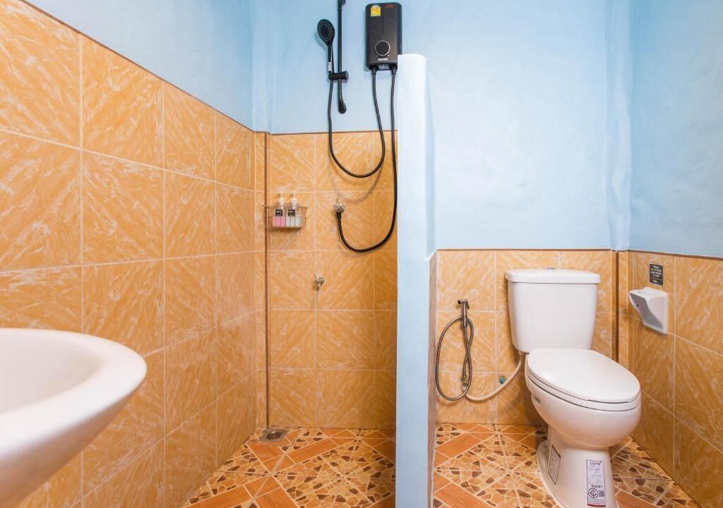 Photo of Bathroom in Khuekkhak