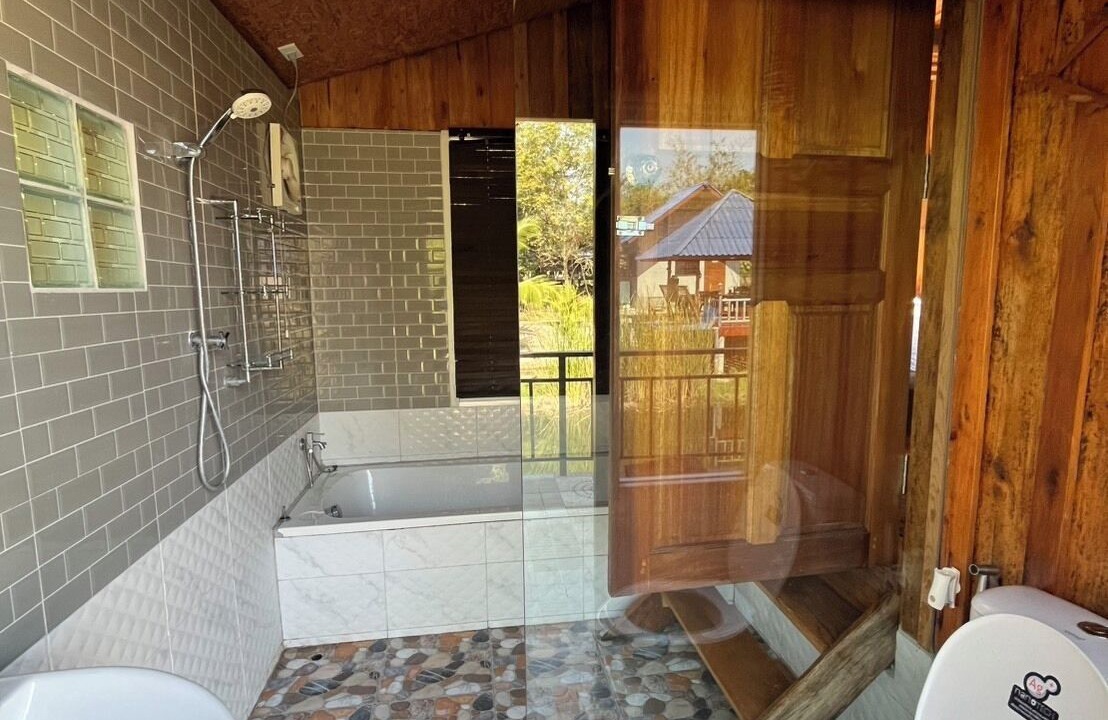 Photo of Bathroom in Pak Tho
