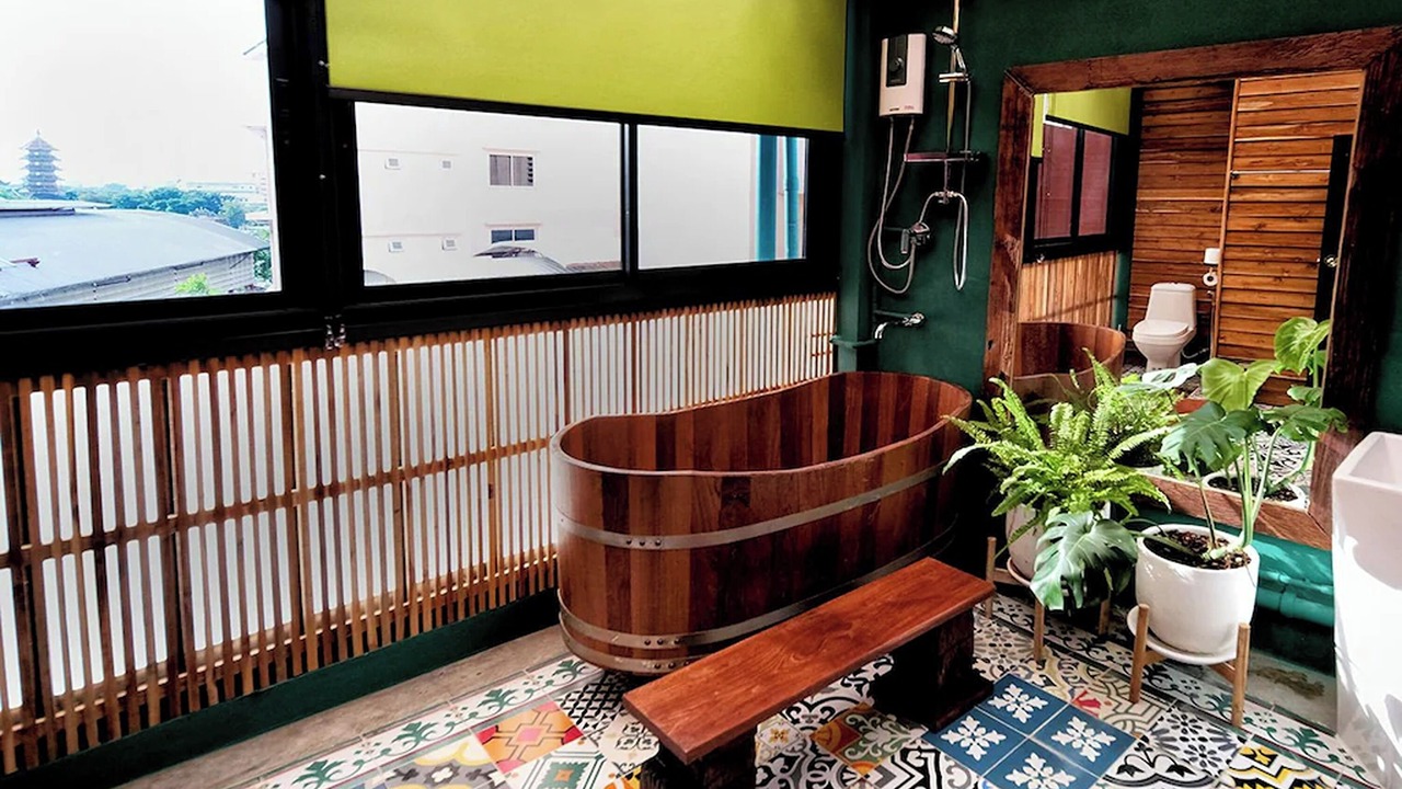 Photo of Bathroom in Talat Noi