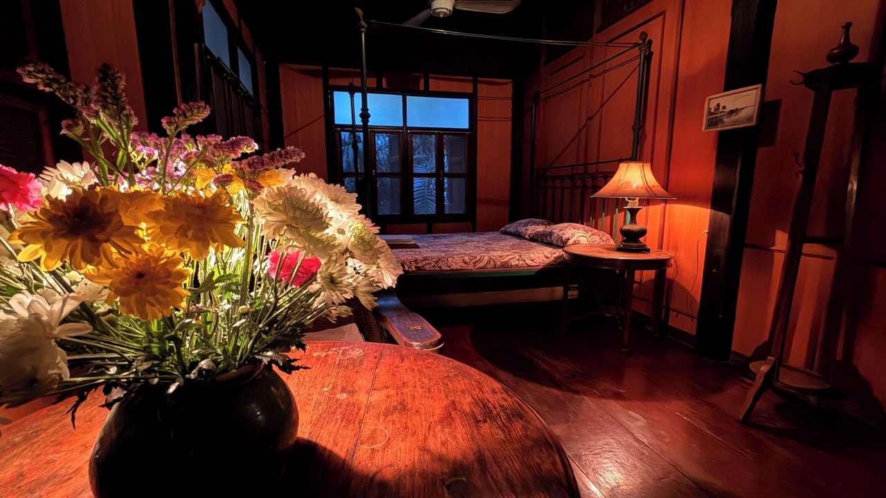 Photo of Bathroom in Wat Sam Phraya