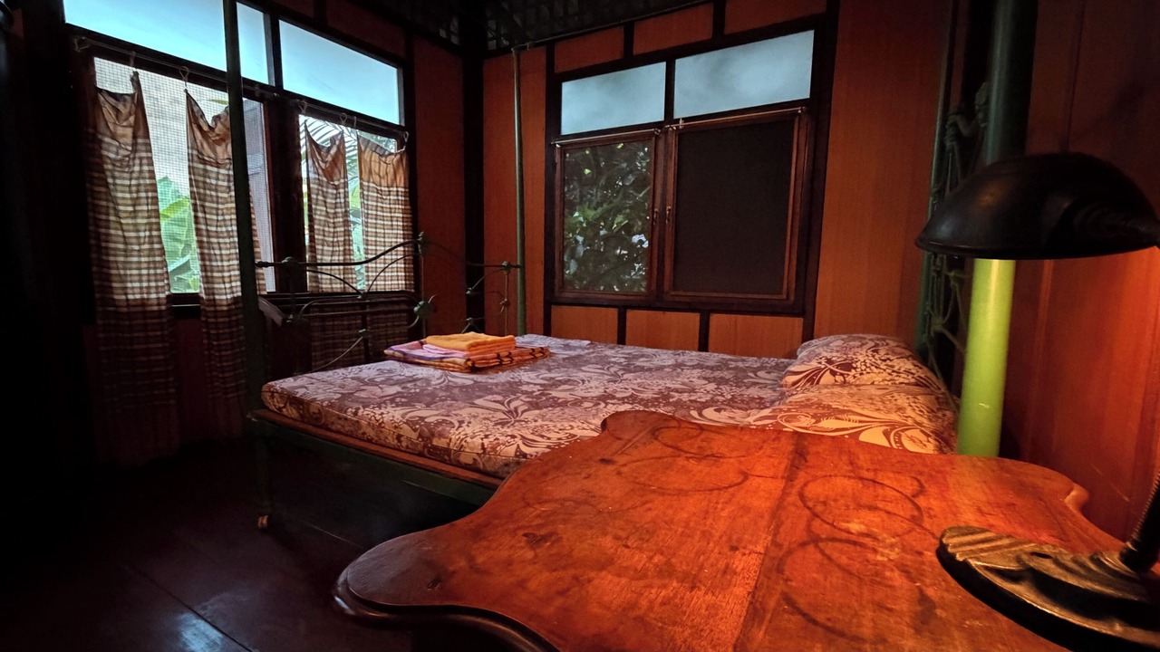 Photo of Bathroom in Wat Sam Phraya