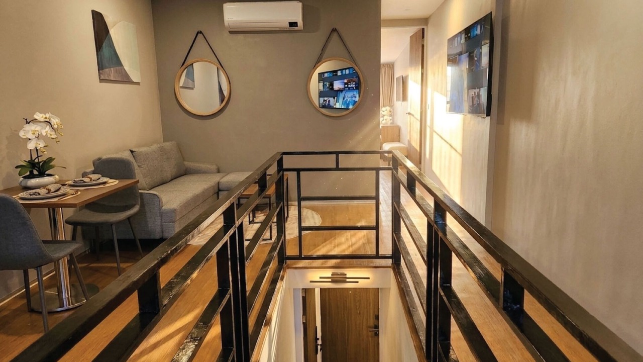 Photo of Bedroom in Thanon Phetchaburi