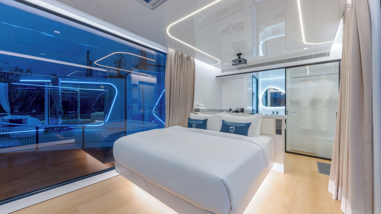 Photo of Bedroom in Khanong Phra