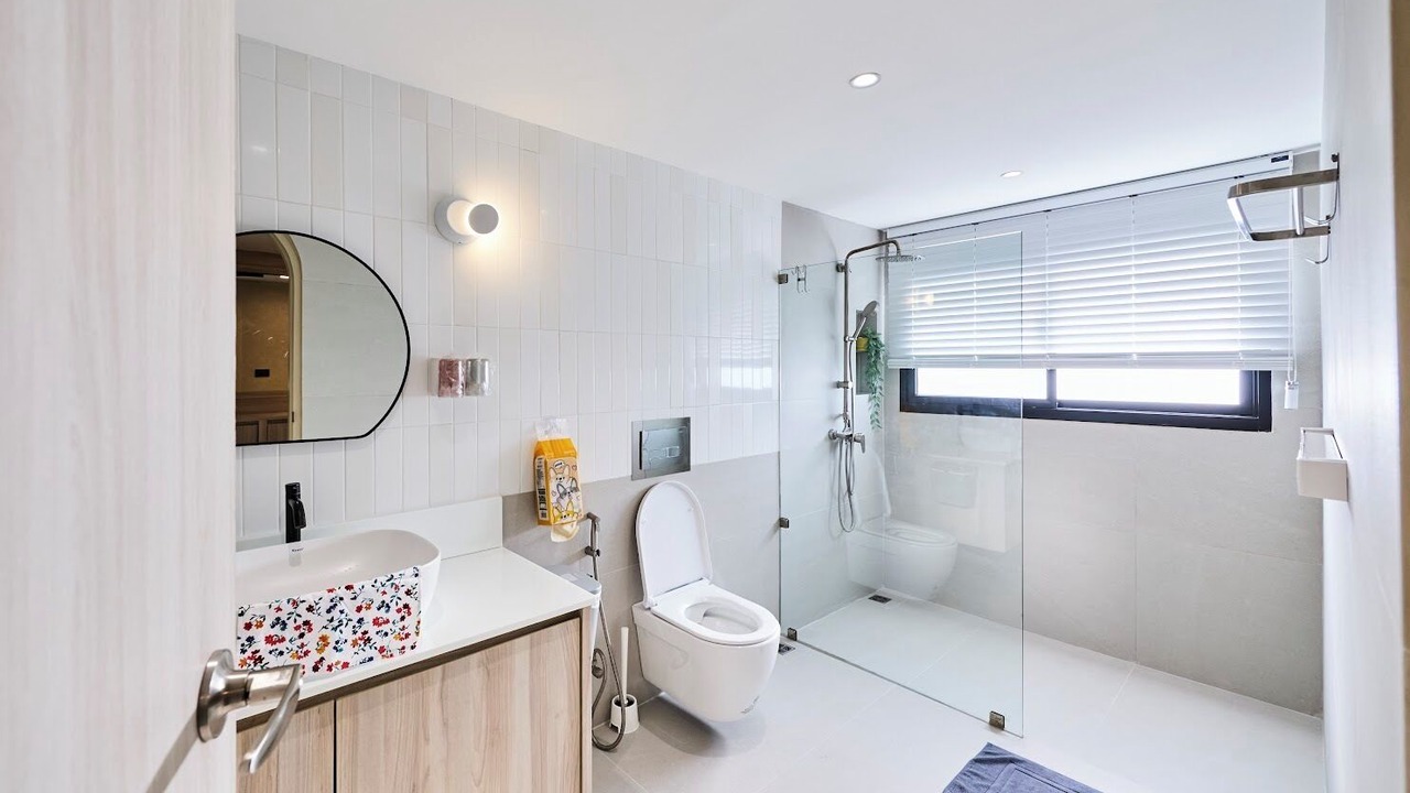 Photo of Bathroom in Saphan Sung