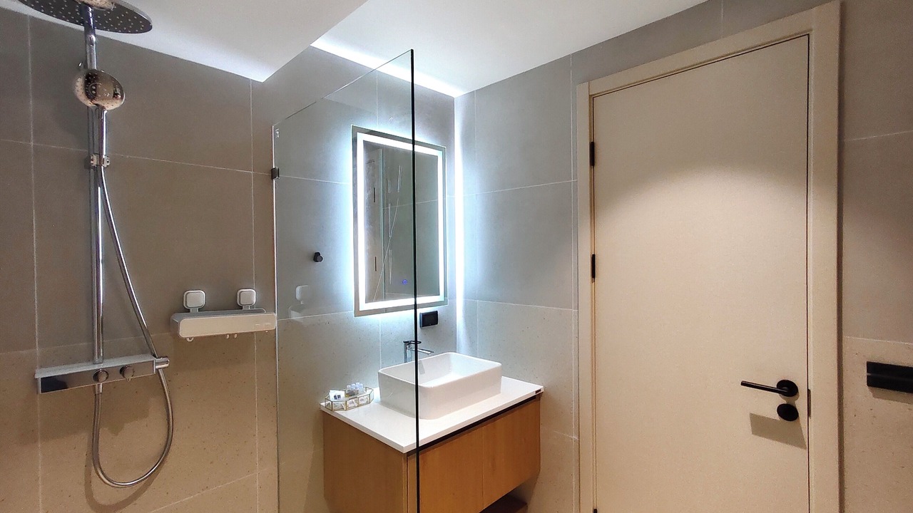 Photo of Bathroom in Bang Son