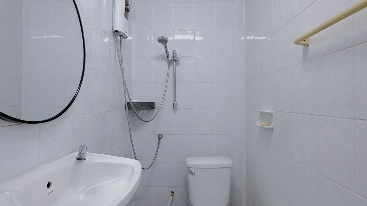 Photo of Bathroom in Thung Maha Mek
