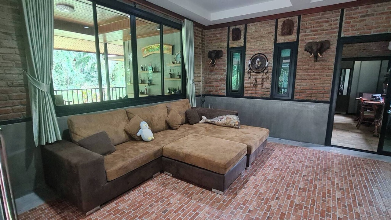 Photo of Livingroom in Ao Luek