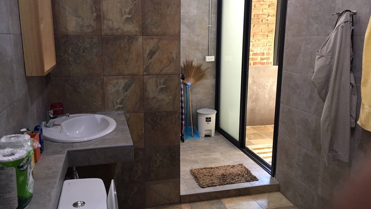 Photo of Bathroom in Ao Luek