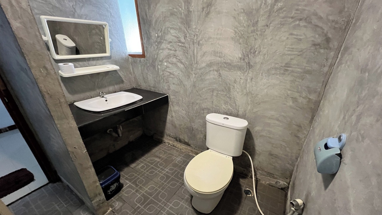 Photo of Bathroom in Kaeng Sian