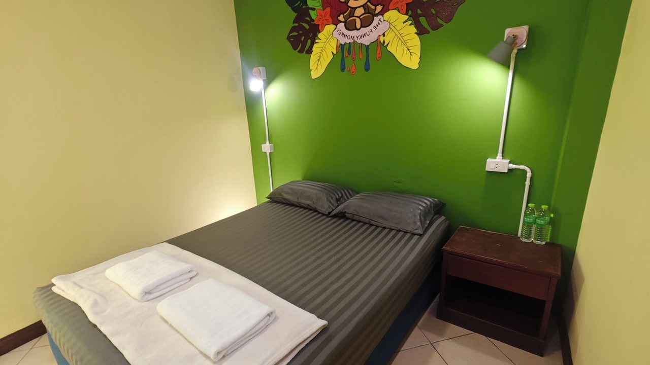 Photo of Bedroom in Haad Rin