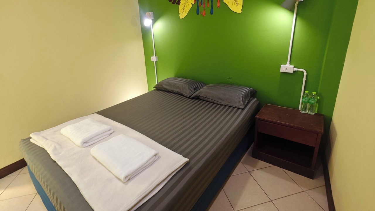Photo of Bedroom in Haad Rin