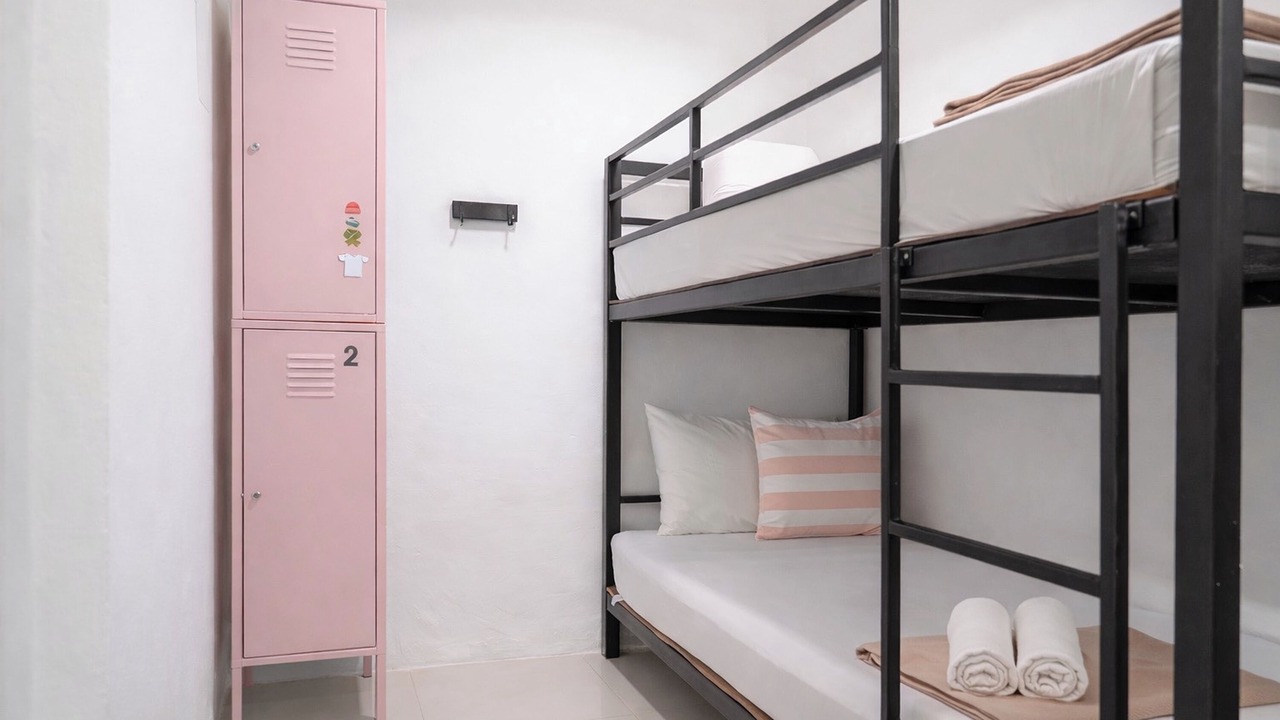 Photo of Bedroom in Sri Phum