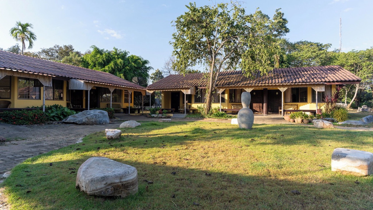 Photo of Outdoor in Tha Sao
