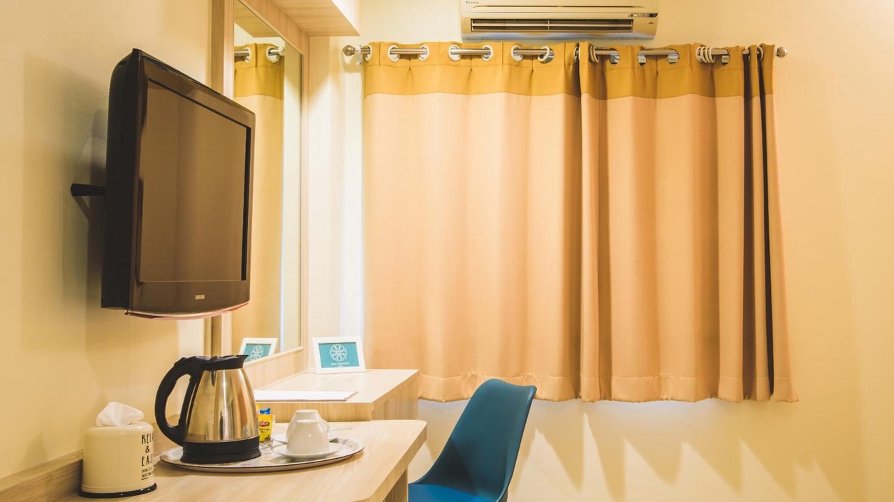 Photo of Bedroom in Pom Prap Sattru Phai