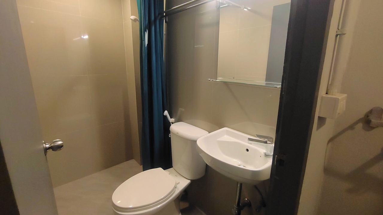 Photo of Bathroom in Thung Maha Mek