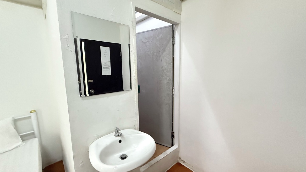 Photo of Bathroom in Bang Kapi