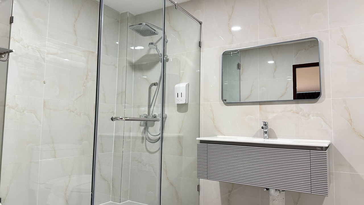 Photo of Bathroom in Khlong Toei Nuea