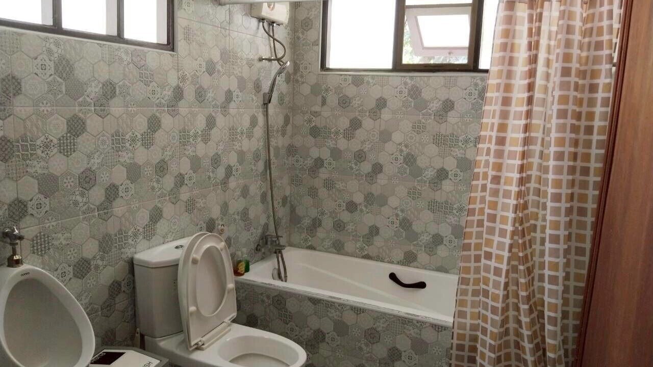 Photo of Bathroom in Tha Khlo