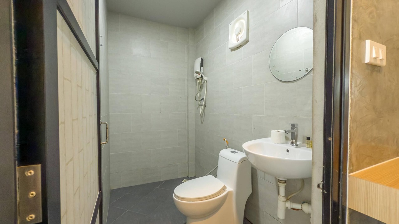 Photo of Bathroom in Koh Lan