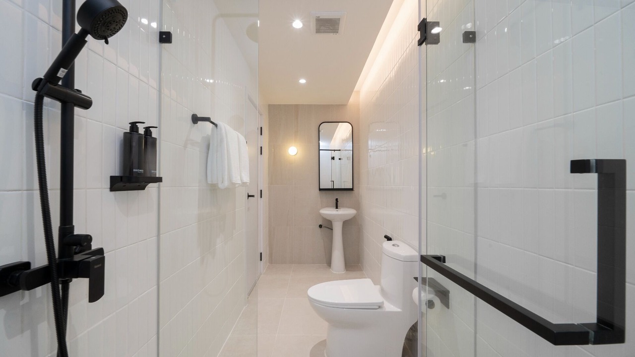 Photo of Bathroom in Makkasan