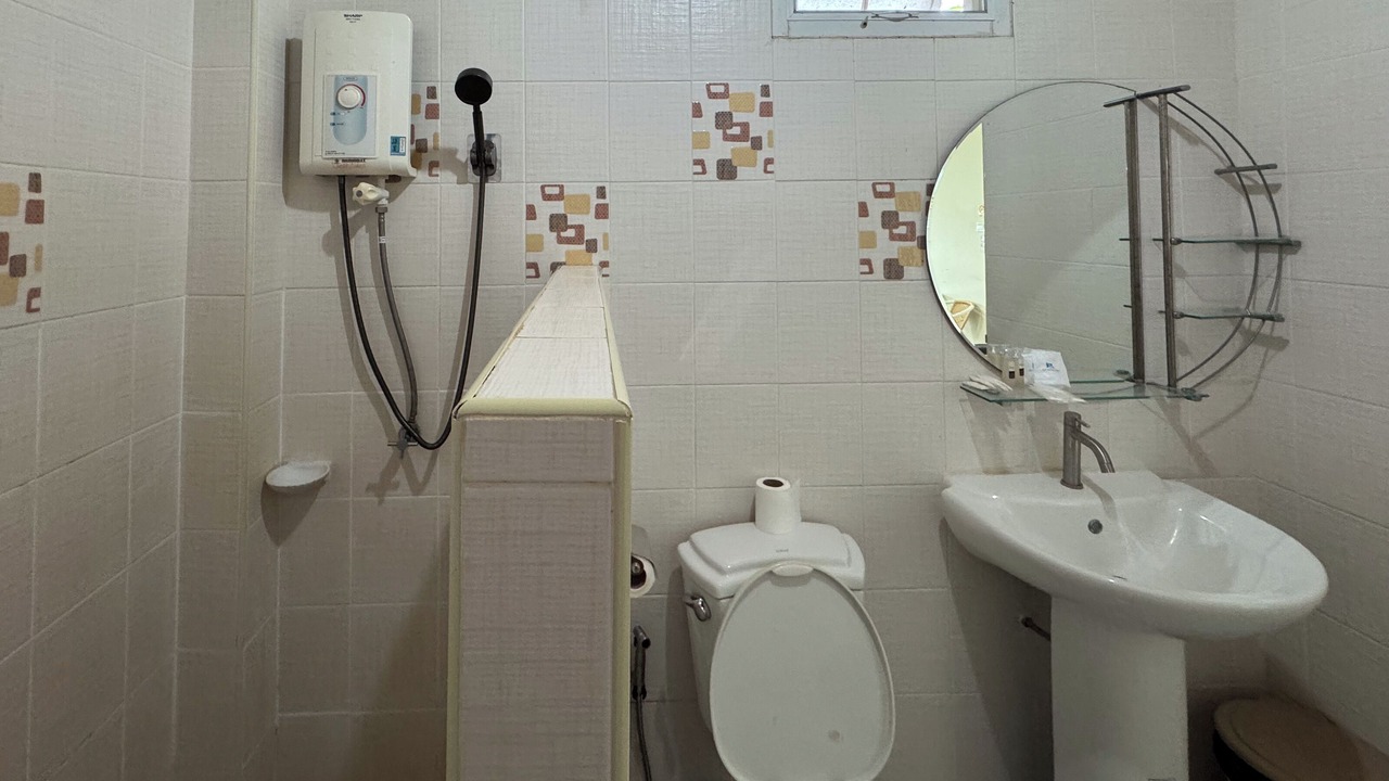 Photo of Bathroom in Soi Dao