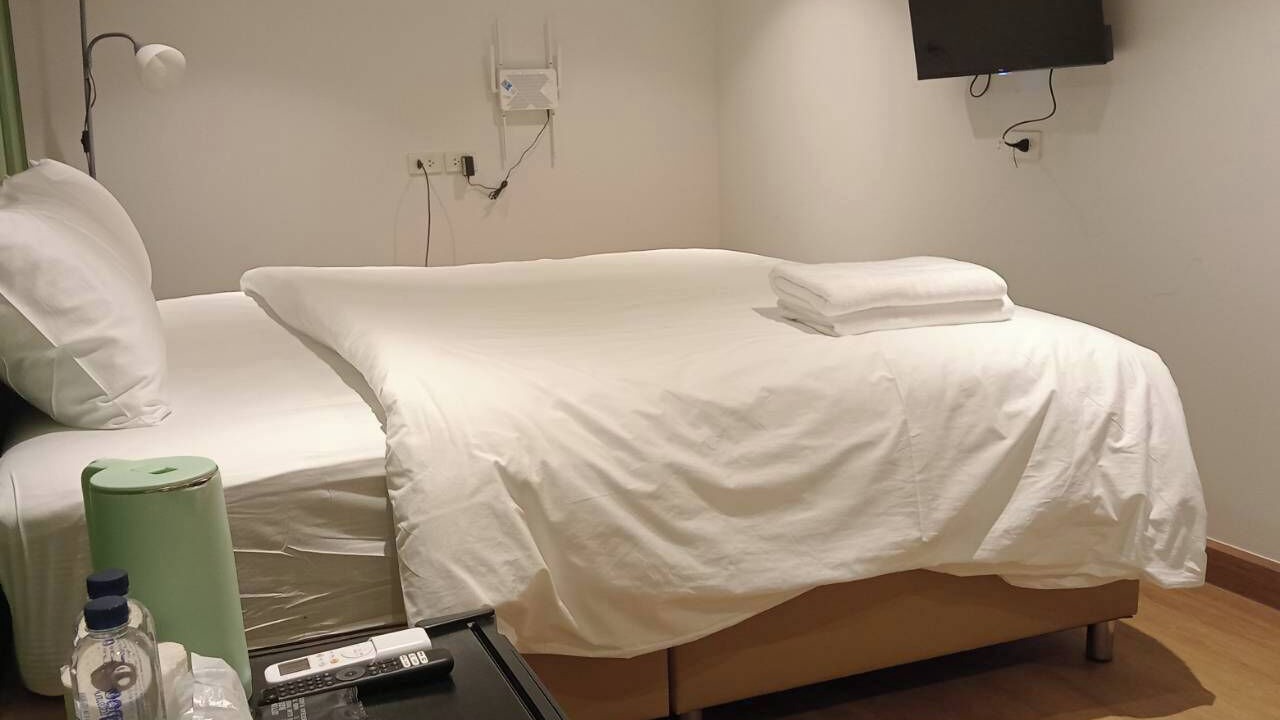 Photo of Bedroom in Wat Sam Phraya