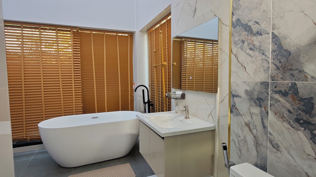 Photo of Bathroom in Warin Chamrap