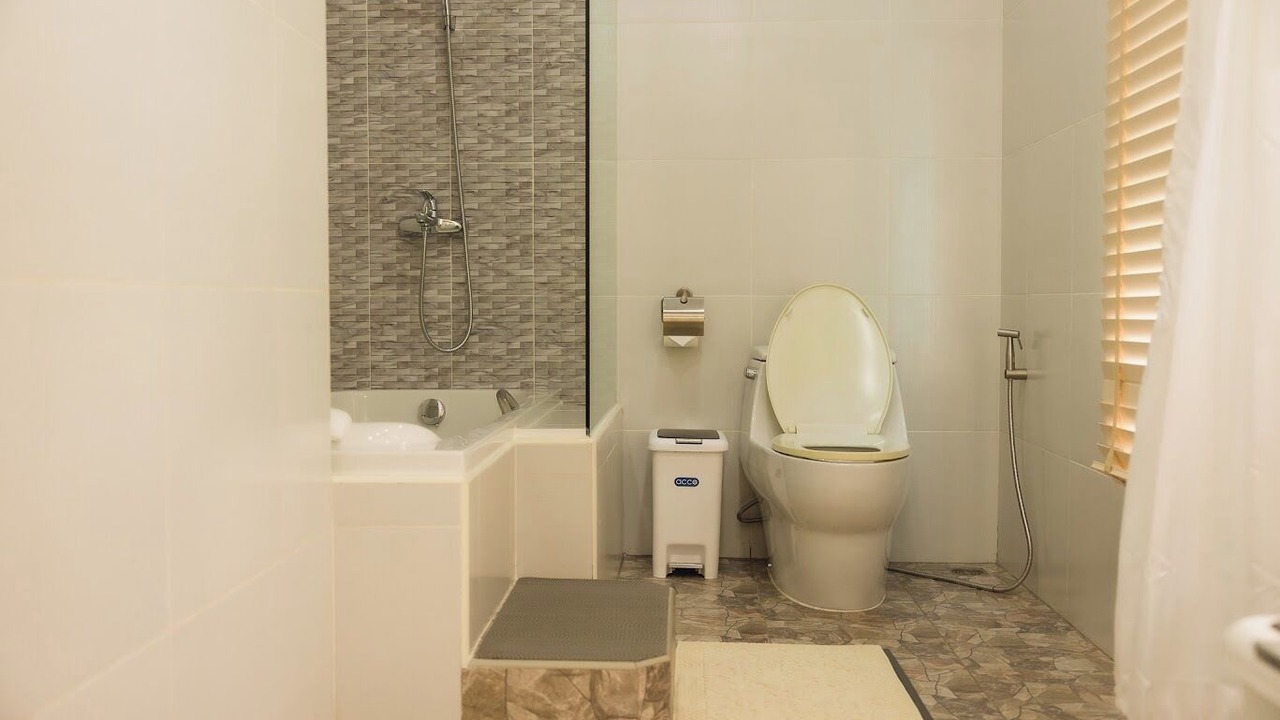 Photo of Bathroom in Saen Phu Dat
