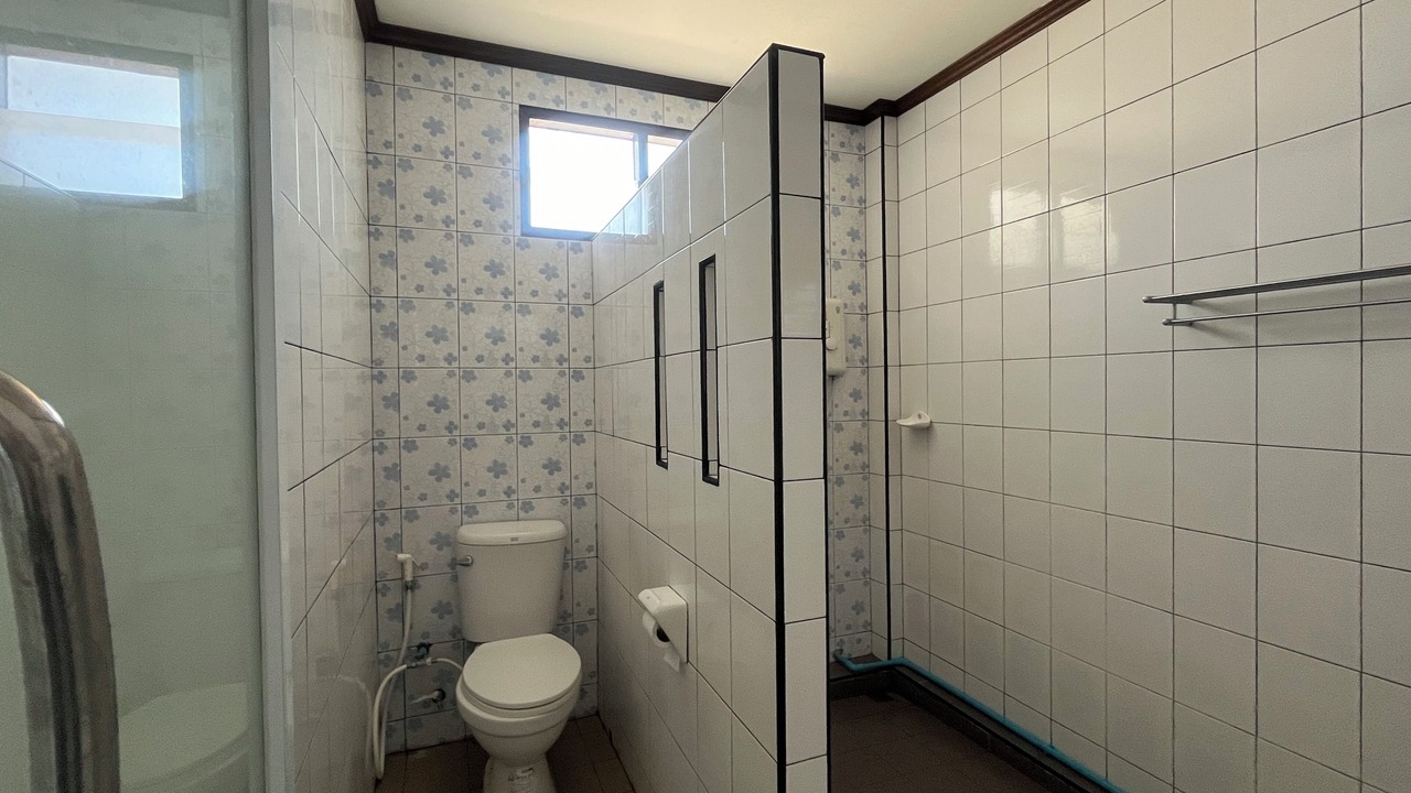 Photo of Bathroom in Chomphu