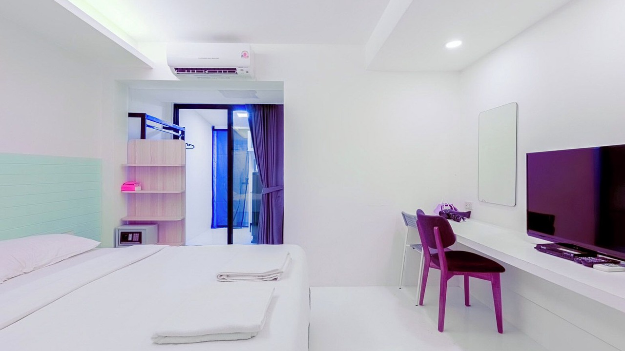 Photo of Bedroom in Embassy District