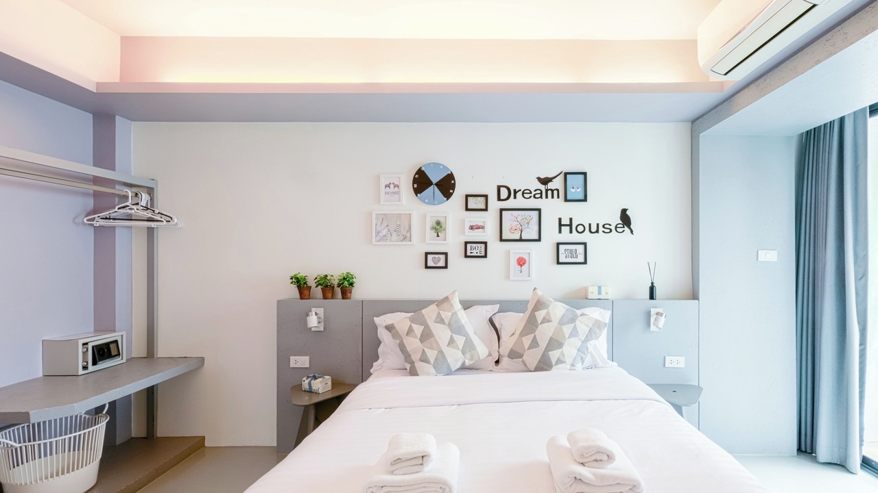 Photo of Bedroom in Embassy District