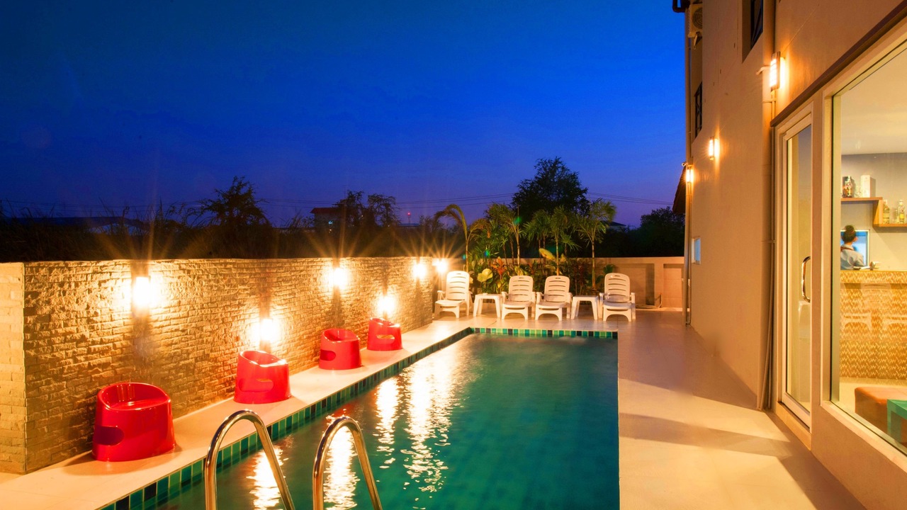 Photo of Outdoor in Racha Thewa