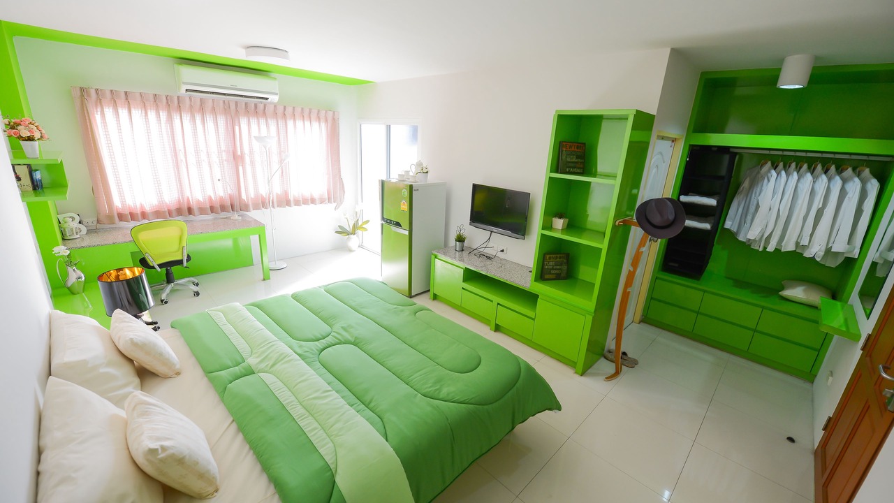 Photo of Bedroom in Thon Buri