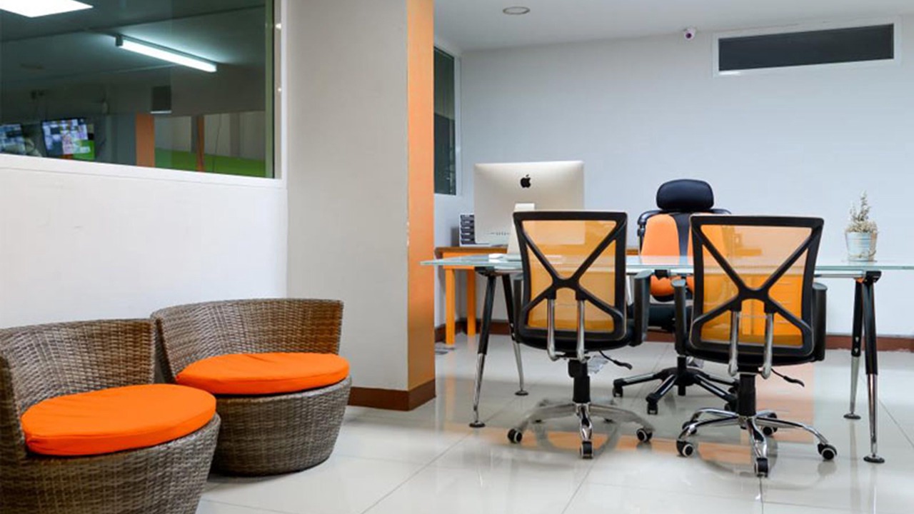 Photo of Livingroom in Thon Buri