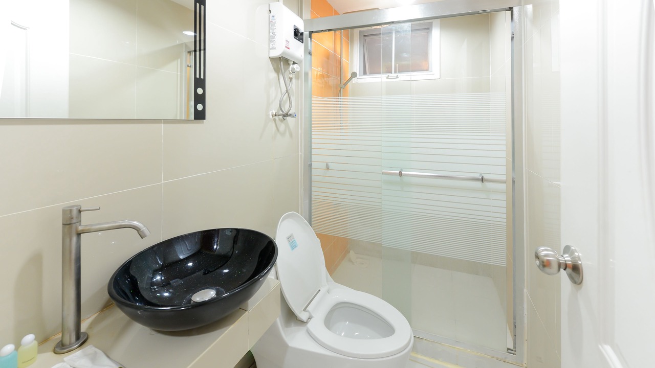 Photo of Bathroom in Thon Buri