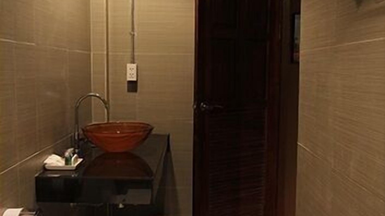 Photo of Bathroom in Old City
