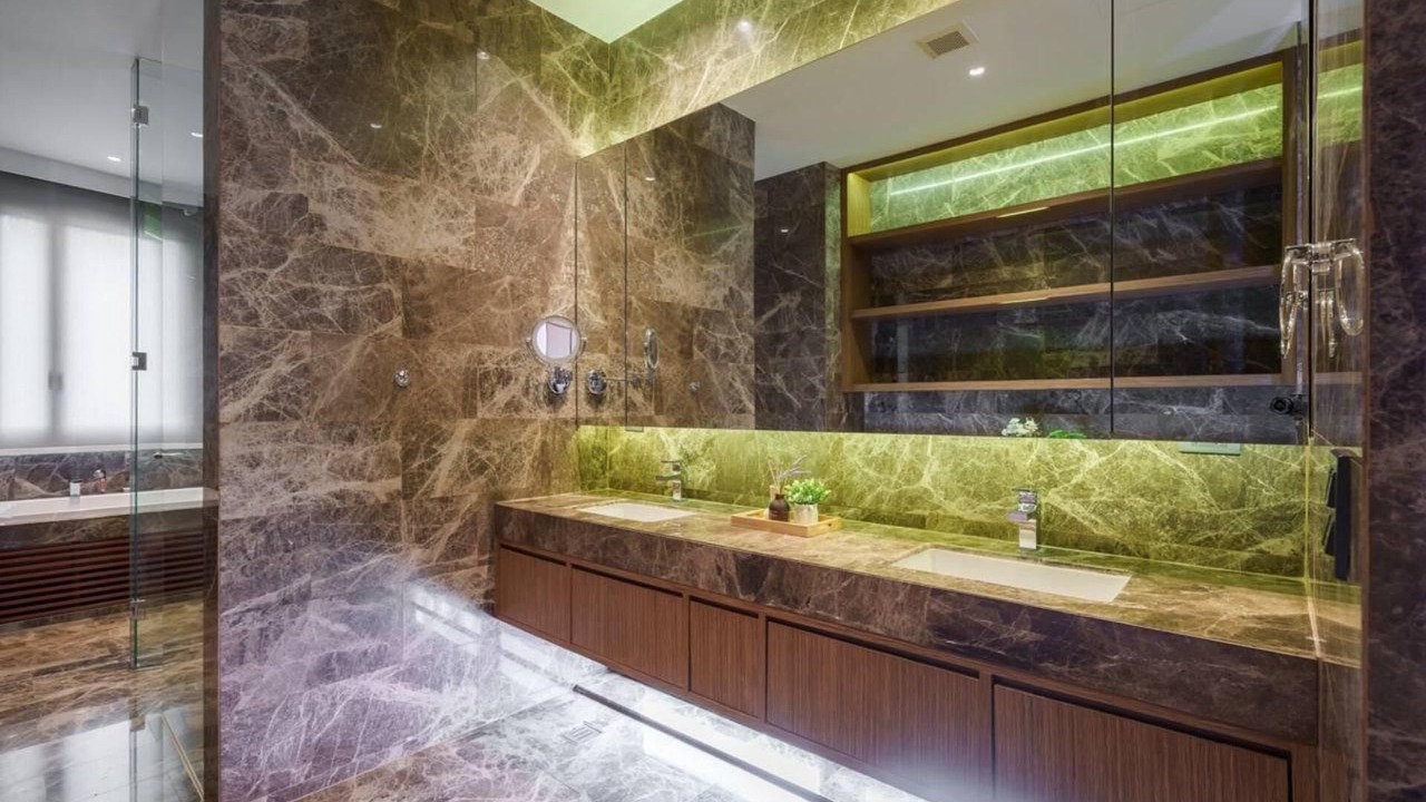 Photo of Bathroom in Ekkamai