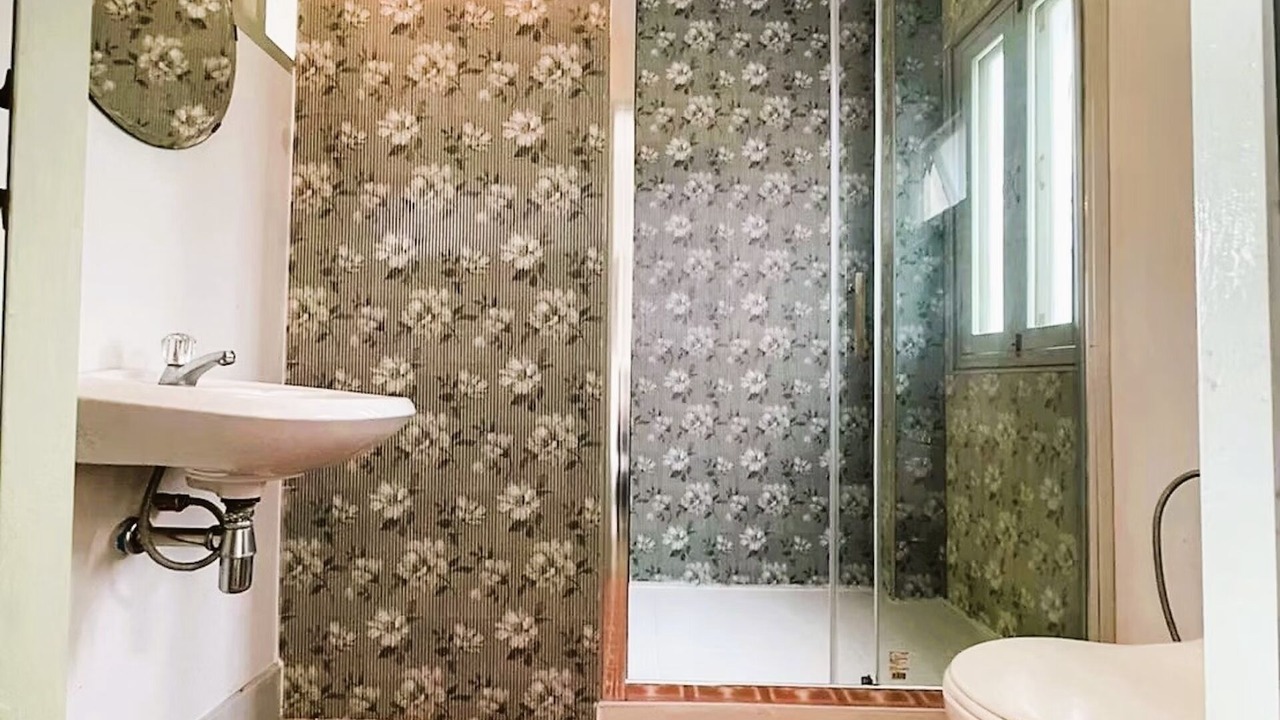 Photo of Bathroom in Old City