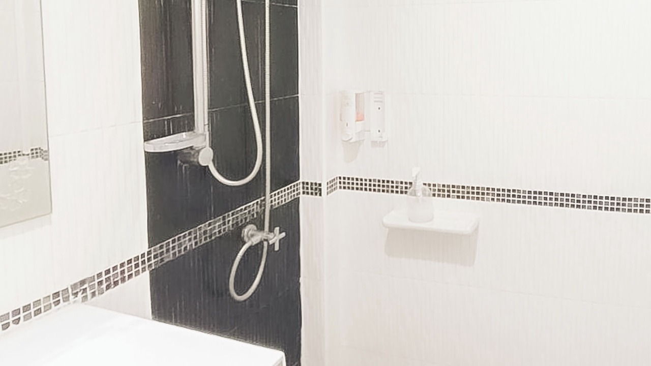 Photo of Bathroom in Uthai Thani