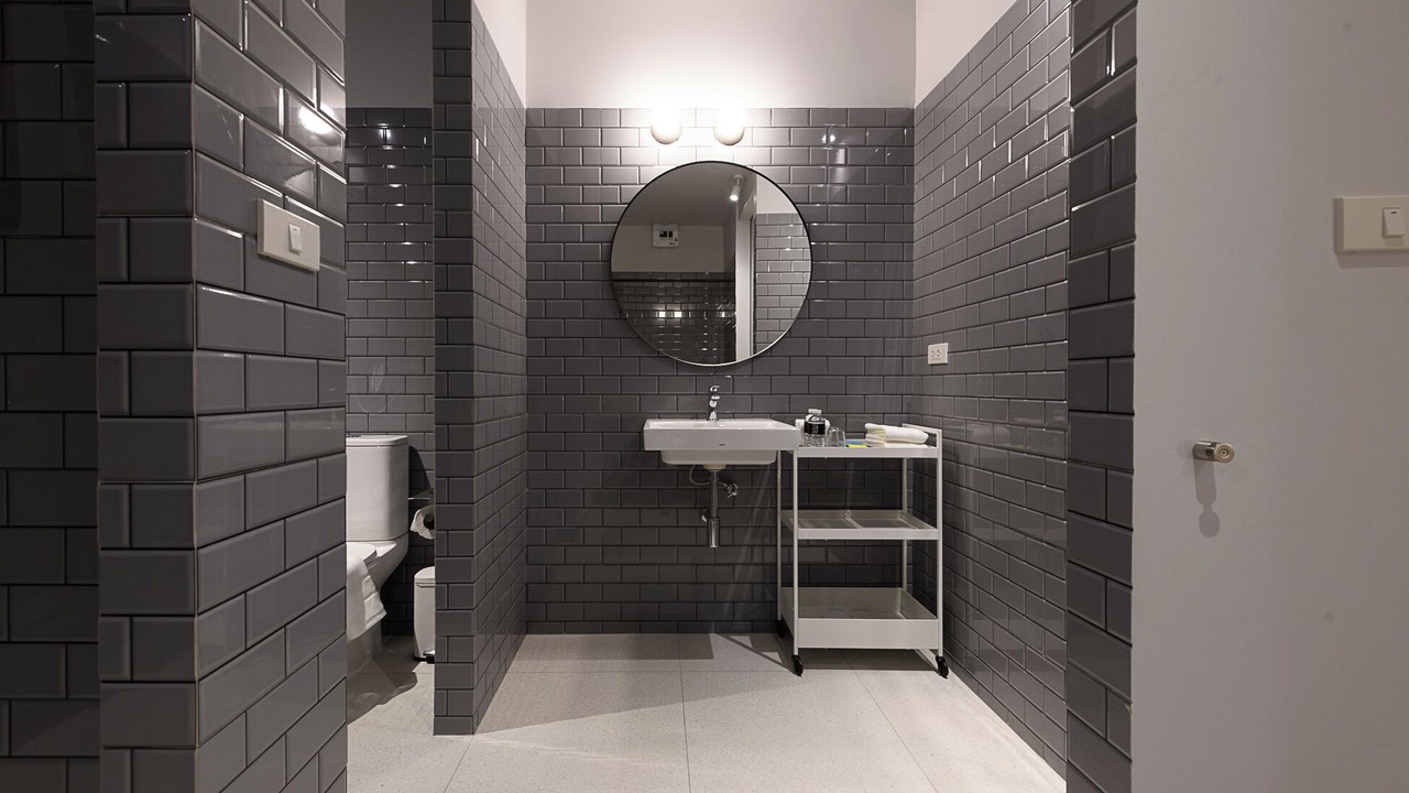 Photo of Bathroom in Siriraj