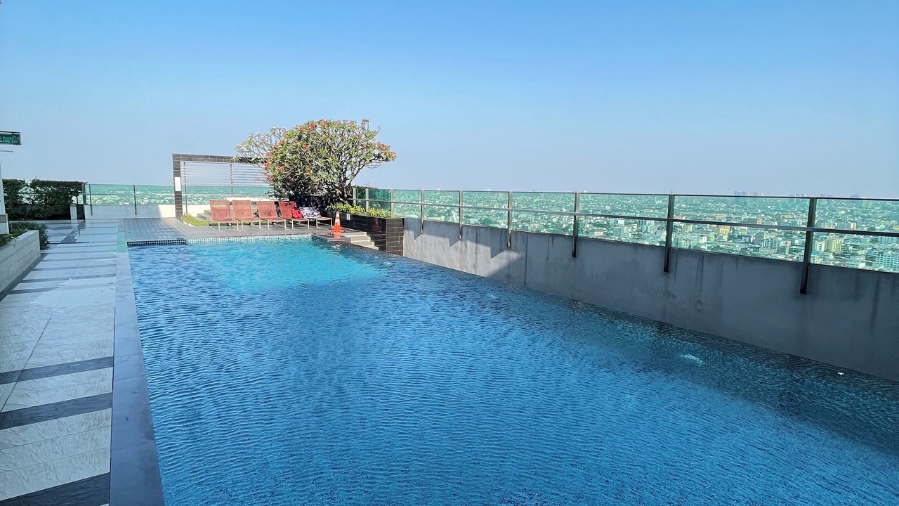 Photo of Outdoor in Samsen Nok