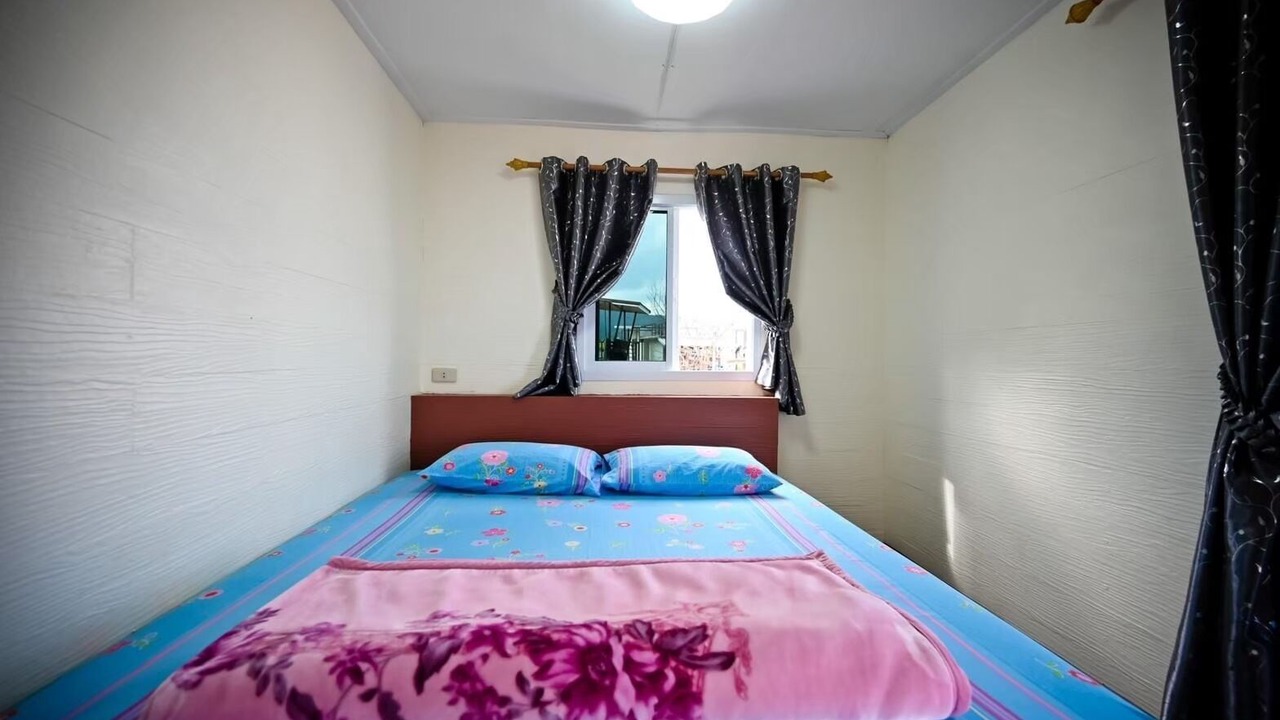 Photo of Bedroom in Lom Kao