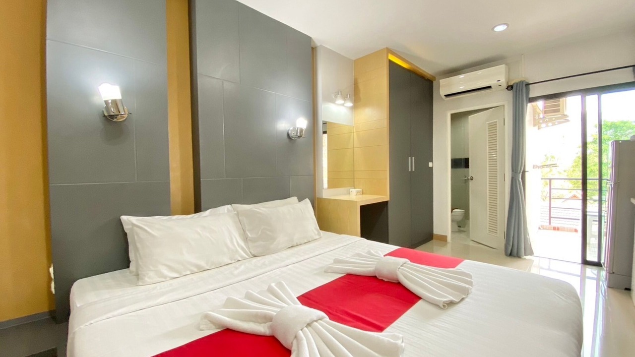 Photo of Bedroom in Chalong