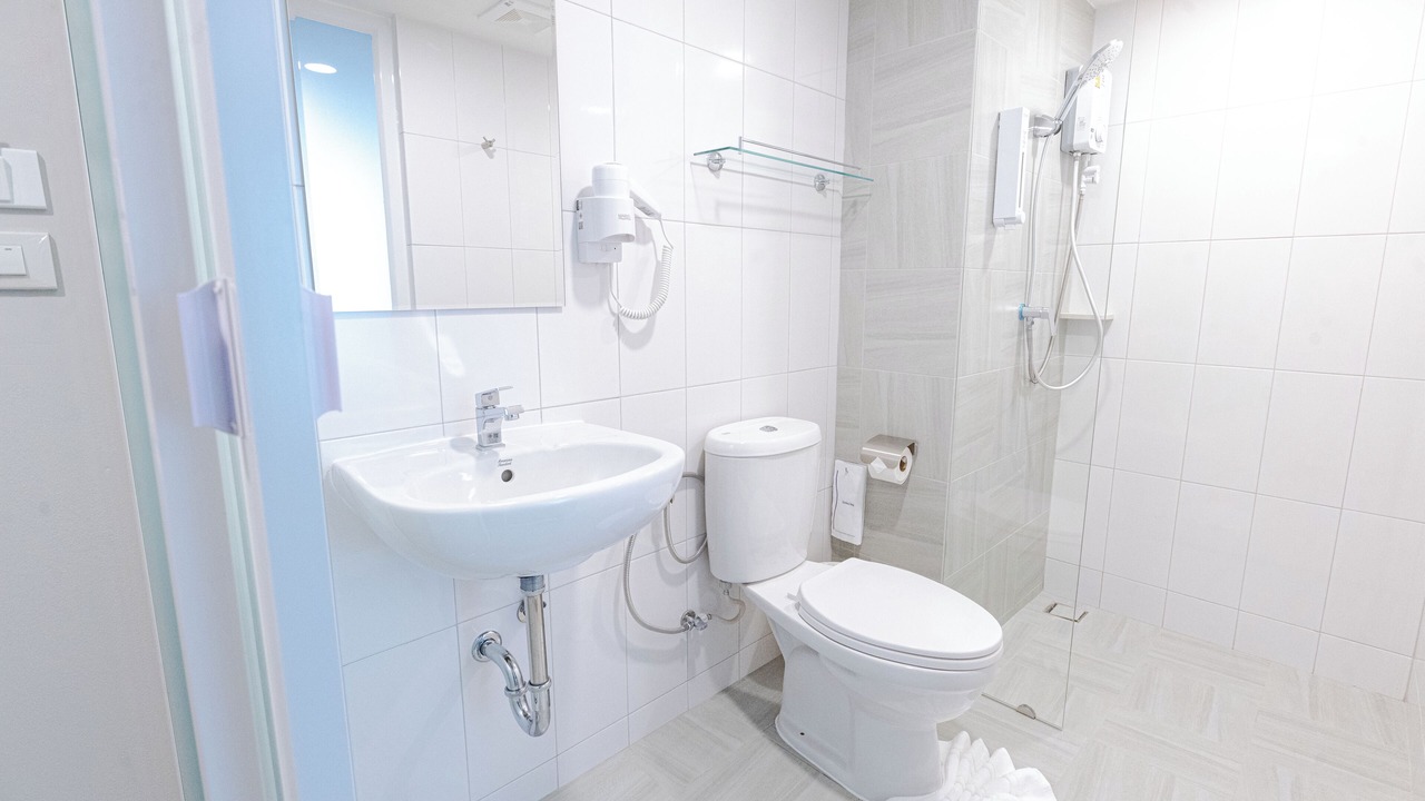 Photo of Bathroom in Mae Sot