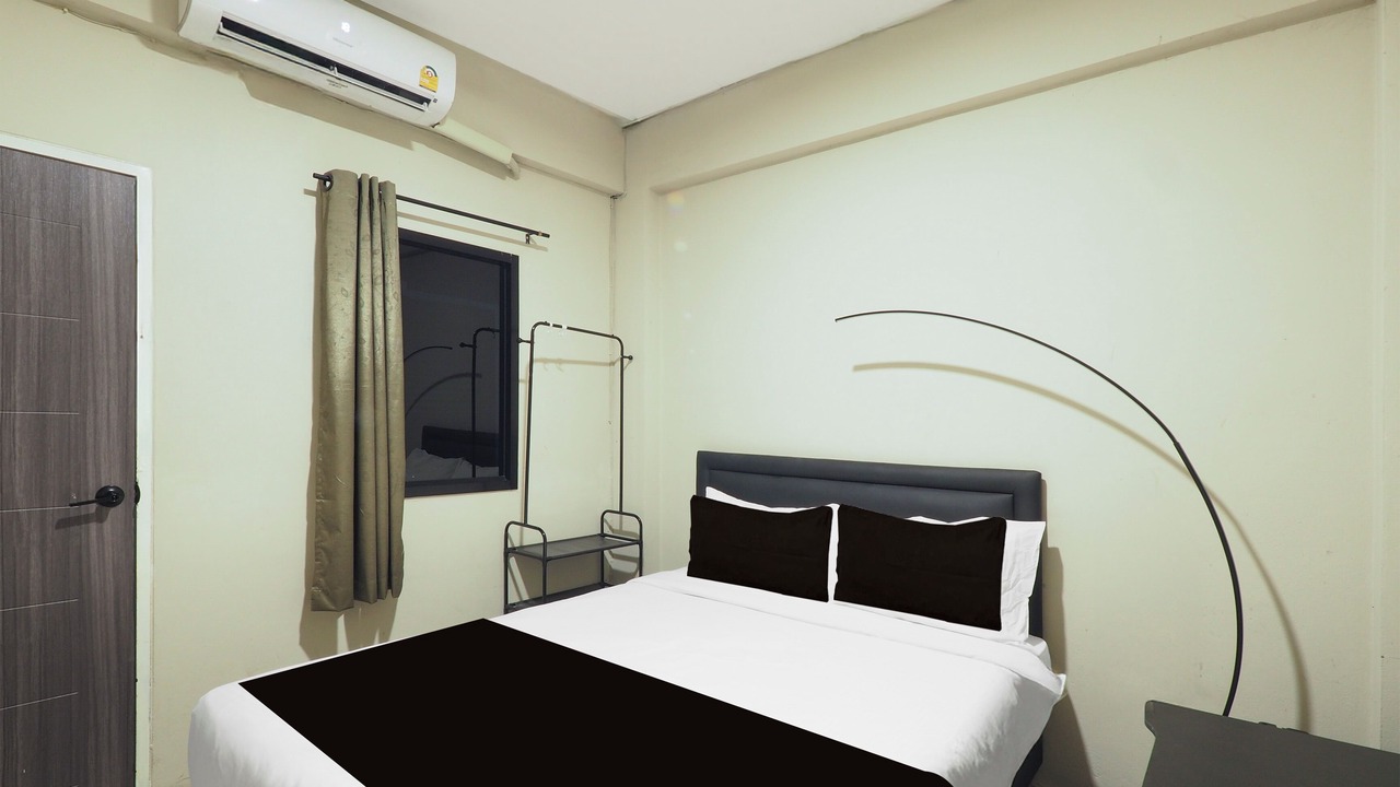 Photo of Bedroom in Ratchadaphisek